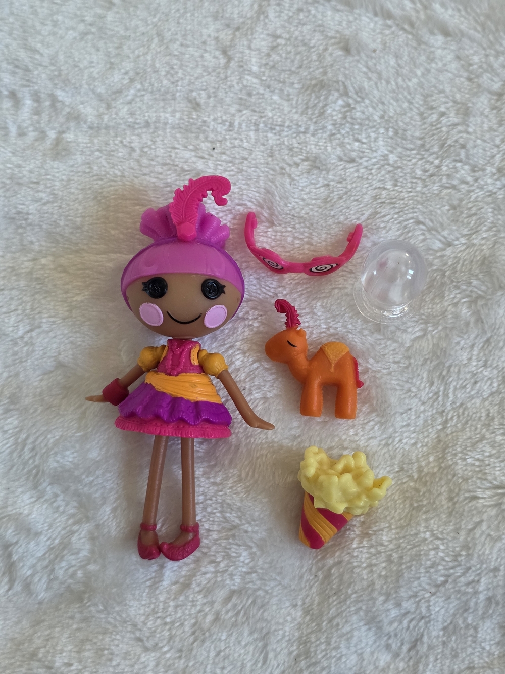 Mini Lalaloopsy Silly Fun House Sahara Mirage Doll with Pet Camel & Accessories